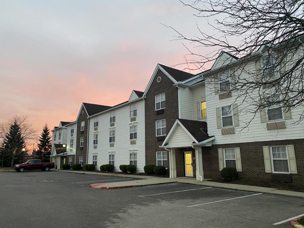 Mainstay Suites Middleburg Heights Cleveland Airport Exterior photo